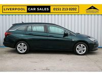 Second-hand Vauxhall Astra 110 CP (80 kW) 2017 Verde Break