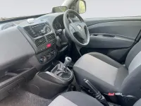Begagnad Fiat Doblò 2018 Svart Minibuss