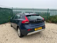 Used Volvo V40 SE 2014 Blue Hatchback