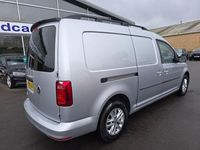 Used VW Caddy Maxi Highline 102 HP (75 kW) 2020 Silver MPV