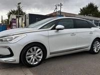 Begagnad Citroën DS5 115 HK (84 kW) 2013 Vit Halvkombi