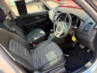 Used Kia Venga 123 HP (90 kW) 2013 Silver Hatchback