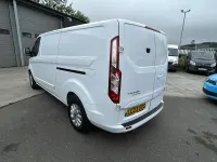 Used Ford Transit Custom Limited 130 HP (95 kW) 2023 White Van