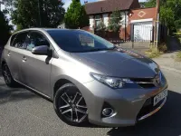 Used Toyota Auris Plus 132 HP (97 kW) 2014 Bronze Hatchback