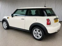 Used Mini ONE Hatch 98 HP (72 kW) 2011 White Hatchback