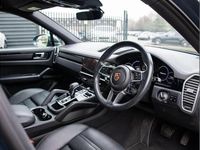 Used Porsche Cayenne 334 HP (245 kW) 2020 Blue SUV