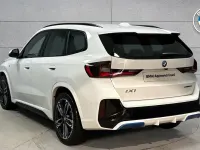 Begagnad BMW iX1 M Sport 227 kW (309 HK) 2023 Vit SUV