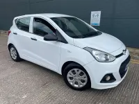 Used Hyundai i10 67 HP (49 kW) 2014 White Hatchback