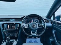 Used VW Passat R-line 190 HP (139 kW) 2017 Grey Estate