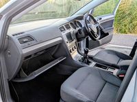 Second-hand VW Golf VII Edition 150 CP (110 kW) 2017 Argintiu Hatchback