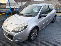 Used Renault Clio II Dynamique 2010 Silver Hatchback