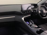 Used Peugeot 3008 Allure Premium 222 HP (163 kW) 2021 Grey SUV