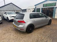 Used VW Golf VII SE 115 HP (84 kW) 2017 Silver Hatchback