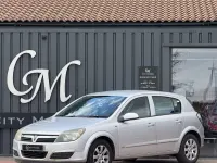 Used Vauxhall Astra Club 79 HP (58 kW) 2004 Silver Hatchback