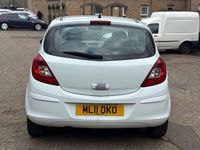 Used Vauxhall Corsa 85 HP (62 kW) 2011 White Hatchback