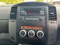 used Nissan Navara Double Cab Pick Up Tekna 2.5dCi 190 4WD