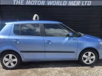 Usado Skoda Fabia SE 2014 Azul Utilitario
