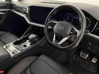 Used VW Touareg Black Edition 286 HP (210 kW) 2023 Pure white SUV