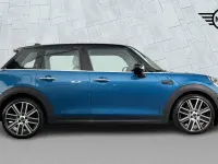 Used Mini Cooper Exclusive 134 HP (98 kW) 2023 Blue Hatchback