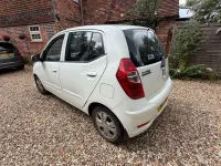 Used Hyundai i10 Active 86 HP (63 kW) 2012 White Hatchback