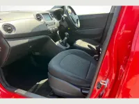 Used Hyundai i10 65 HP (47 kW) 2019 Red Hatchback