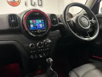 Używany Mini Cooper Countryman Classic 136 KM (100 kW) 2019 Biały SUV
