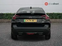 Begagnad Citroën e-C4 100 kW (136 HK) 2024 Svart Halvkombi