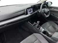 Second-hand VW Golf VIII Style 150 CP (110 kW) 2024 Albastru Hatchback