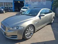 Used Jaguar XJ Portfolio 275 HP (202 kW) 2011 Gold Sedan