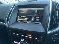 Used Ford S-MAX Titanium 180 HP (132 kW) 2016 Blue MPV