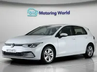 Used VW Golf VIII Life 150 HP (110 kW) 2023 White Hatchback