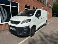 Used Peugeot Expert S 100 HP (73 kW) 2020 White Van