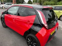 Used Toyota Aygo x-press 68 HP (50 kW) 2017 Black Hatchback