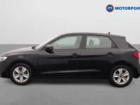 Begagnad Audi A1 2023 Svart SUV