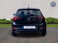 Usado VW Polo Life 95 HP (69 kW) 2022 Preto Citadino