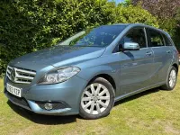Used Mercedes B180 SE 107 HP (78 kW) 2013 Blue Hatchback