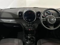 Usado Mini Cooper Countryman Classic 134 CV (98 kW) 2023 Rojo SUV