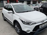 Used Hyundai i20 Active 101 HP (74 kW) 2017 White Hatchback