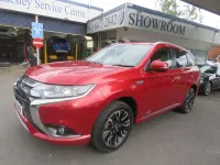 Used Mitsubishi Outlander P-HEV 2018 Red Estate
