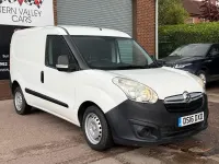 Used Vauxhall Combo 2016 White MPV