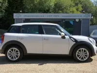 Used Mini Cooper D 2015 White Hatchback