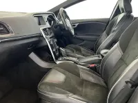 Begagnad Volvo V40 R-Design 122 HK (89 kW) 2018 Grå Halvkombi