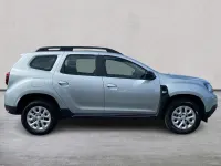 Usado Dacia Duster Comfort 115 HP (84 kW) 2022 Cinzento SUV
