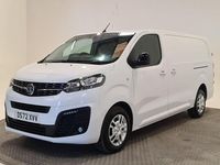 Second-hand Vauxhall Vivaro Sportive 100 CP (73 kW) 2023 Alb Monovolum