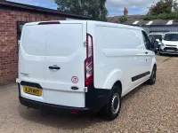 Used Ford Transit Custom 105 HP (77 kW) 2022 White Van