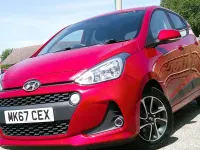 Used Hyundai i10 Premium 66 HP (48 kW) 2017 Red Hatchback