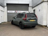 Used Dacia Jogger Extreme 108 HP (79 kW) 2023 Green MPV
