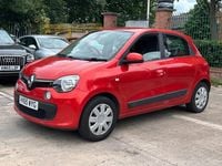 Used Renault Twingo Play 2016 Red Hatchback