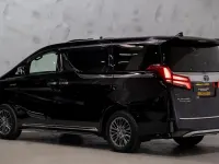 Used Toyota Alphard 190 HP (139 kW) 2025 Black MPV