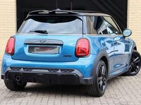 Begagnad Mini Cooper Hatch 2021 Blå Halvkombi